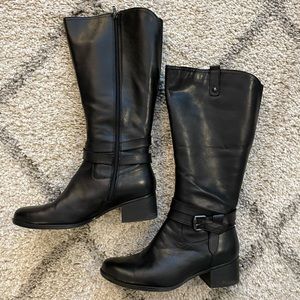 Naturalizer Dev Women’s 11WW Wide Calf Boot